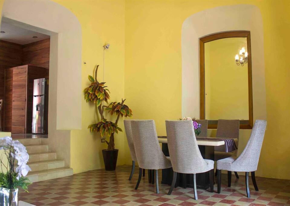 Casona Xtabay, En El Centro De Valladolid Villa Валядолид Екстериор снимка